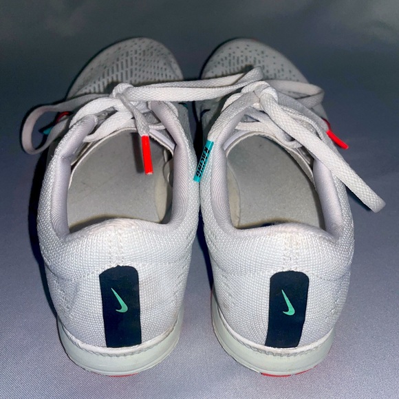 Ultra Light NIKE Zoom running shoes - Picture 4 of 8